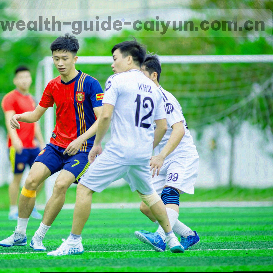 方形构图中的收藏夹分组图标与翡翠绿状态圆点特写